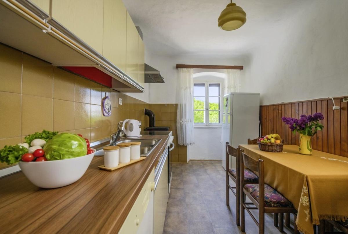 Вилла Marina Plomin In Plomin - Haus Fuer 6 Personen Экстерьер фото